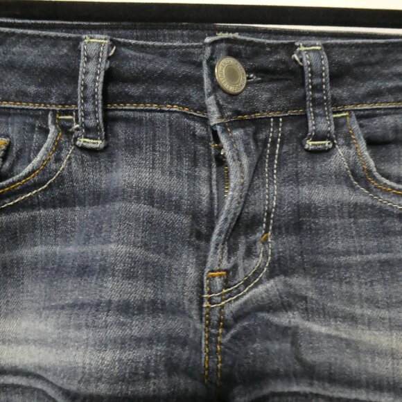 AMERICAN EAGLE - Stretch | size 2 | Classic Dark Blue Denim Shorts - Picture 4 of 14